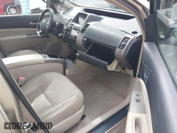 2007 Toyota Prius with VIN JTDKB20U877670298, listed as a IAAI auction lot 42485412 with 178,282 mi miles and . Bid and sale history available at DreamBid. Image 5.