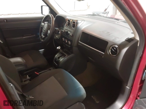2016 Jeep Patriot Sport with VIN 1C4NJRBB0GD782440, listed as a IAAI auction lot 41311967 with 160,131 mi miles and . Bid and sale history available at carsss.com. Image 5.
