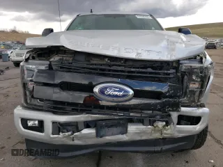 2019 Ford F-350 XL with VIN 1FT8W3BT9KEE97016, listed as a Copart auction lot 51590705 with 133,258 mi miles and Salvage Title. Bid and sale history available at DreamBid. Image 5.