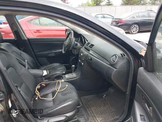 2008 Mazda 3 S Grand Touring z VIN JM1BK343781794364, wystawiony jako IAAI lot #42376872 z przebiegiem 208 690 mil mil oraz . Historia ofert i sprzedaży dostępna na DreamBid. Obrazek 5.