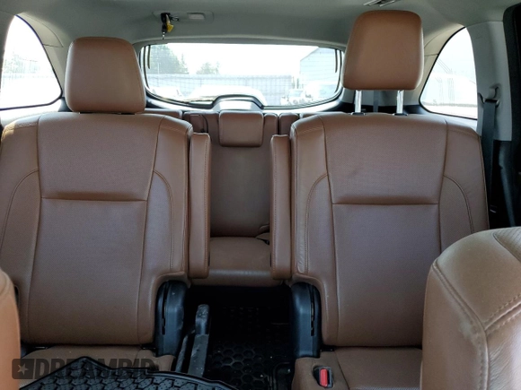 2018 Toyota Highlander Limited z VIN 5TDDZRFH6JS853462, wystawiony jako Copart lot #61330855 z przebiegiem 115 048 mil mil oraz Szkoda całkowita • Salvage title. Historia ofert i sprzedaży dostępna na DreamBid. Obrazek 10.