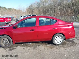 2019 Nissan Versa Sedan SV with VIN 3N1CN7AP0KL810949, listed as a IAAI auction lot 41352561 with 98,995 mi miles. Bid and sale history available at carsss.com. Image 14.