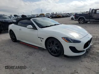 2014 Maserati GranTurismo Convertible Sport with VIN ZAM45VMA0E0092622, listed as a Copart auction lot 86608434 with 19,840 mi miles and Salvage Title. Bid and sale history available at carsss.com. Image 4.