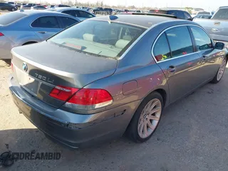 2006 BMW 7 Series 750Li with VIN WBAHN83506DT25188, listed as a IAAI auction lot 41599512 with 81,872 mi miles and . Bid and sale history available at carsss.com. Image 4.