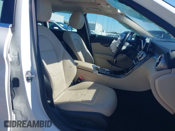 2020 Mercedes-Benz C 300 with VIN 55SWF8DB5LU327808, listed as a IAAI auction lot 41527943 with 31,642 mi miles and . Bid and sale history available at carsss.com. Image 5.
