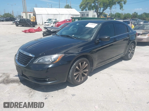 2013 Chrysler 200 Limited with VIN 1C3CCBCG0DN543371, listed as a IAAI auction lot 41968600 with 94,560 mi miles. Bid and sale history available at carsss.com. Image 2.