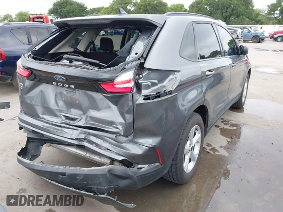 2024 Ford Edge SE with VIN 2FMPK4G98RBA34456, listed as a IAAI auction lot 42383799 with 10,452 mi miles and . Bid and sale history available at DreamBid. Image 4.