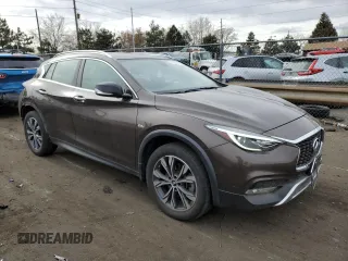 2017 Infiniti QX30 Luxury z VIN SJKCH5CR5HA036055, wystawiony jako Copart lot #79571703 z przebiegiem 47 152 mil mil oraz Szkoda całkowita • Salvage title. Historia ofert i sprzedaży dostępna na DreamBid. Obrazek 4.