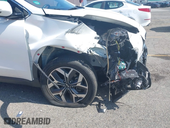 2021 Kia Sportage EX with VIN KNDPN3ACXM7936960, listed as a IAAI auction lot 42115357 with 27,964 mi miles and . Bid and sale history available at DreamBid. Image 6.