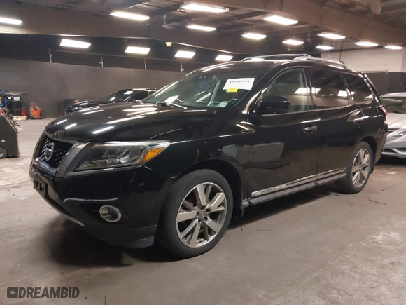 2014 Nissan Pathfinder S with VIN 5N1AR2MM3EC699242, listed as a IAAI auction lot 41848681 with 91,758 mi miles. Bid and sale history available at carsss.com. Image 17.