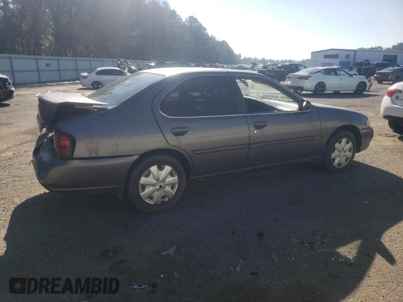 1998 Nissan Altima XE with VIN 1N4DL01D9WC123240, listed as a Copart auction lot 41371095 with 248,157 mi miles and Salvage Title. Bid and sale history available at carsss.com. Image 3.