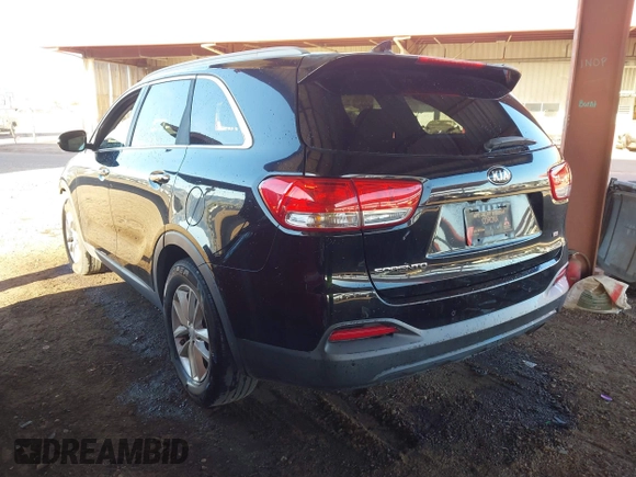 2016 Kia Sorento LX with VIN 5XYPG4A34GG096519, listed as a IAAI auction lot 41804182 with 151,909 mi miles. Bid and sale history available at carsss.com. Image 3.