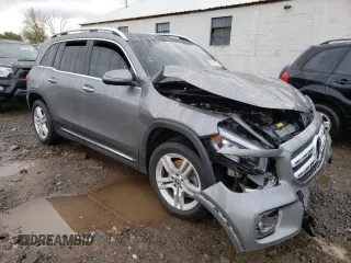2020 Mercedes-Benz GLB with VIN WDC4M4HB8LW008734, listed as a Copart auction lot 67641352 with 37,354 mi miles. Bid and sale history available at carsss.com. Image 4.