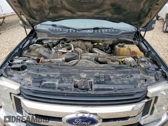 2017 Ford F-350 XL with VIN 1FT8W3CTXHEC96474, listed as a Copart auction lot 58448205 with 319,293 mi miles and Salvage title. Bid and sale history available at DreamBid. Image 11.