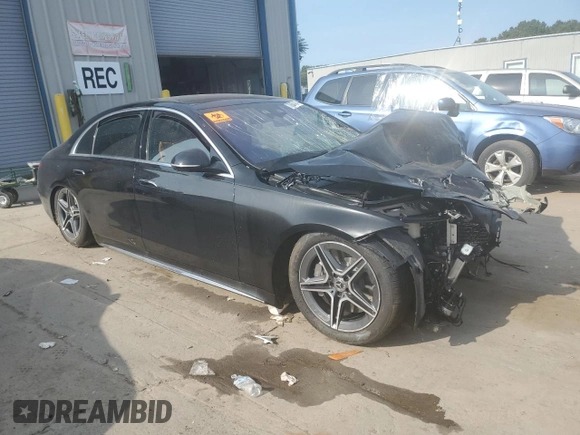 2024 Mercedes-Benz S 580e with VIN W1K6G6KB9RA304206, listed as a Copart auction lot 70650454 with Not Provided miles and Salvage Title. Bid and sale history available at DreamBid. Image 4.