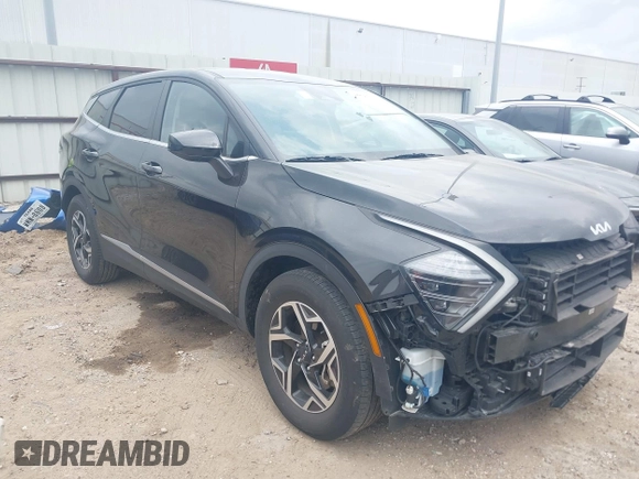 2024 Kia Sportage LX with VIN KNDPU3DFXR7285359, listed as a IAAI auction lot 42158311 with 30,928 mi miles and . Bid and sale history available at DreamBid. Image 1.