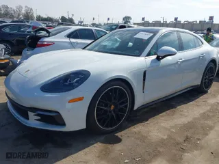 2019 Porsche Panamera with VIN WP0AA2A72KL101325, listed as a IAAI auction lot 41478509 with 32,946 mi miles. Bid and sale history available at carsss.com. Image 2.