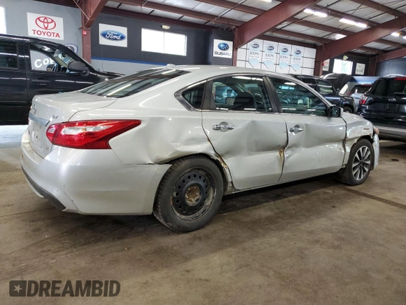 2017 Nissan Altima SL z VIN 1N4AL3AP0HC259256, wystawiony jako Copart lot #61735905 z przebiegiem 103 483 mil mil oraz Czysty tytuł • Clean title. Historia ofert i sprzedaży dostępna na DreamBid. Obrazek 3.