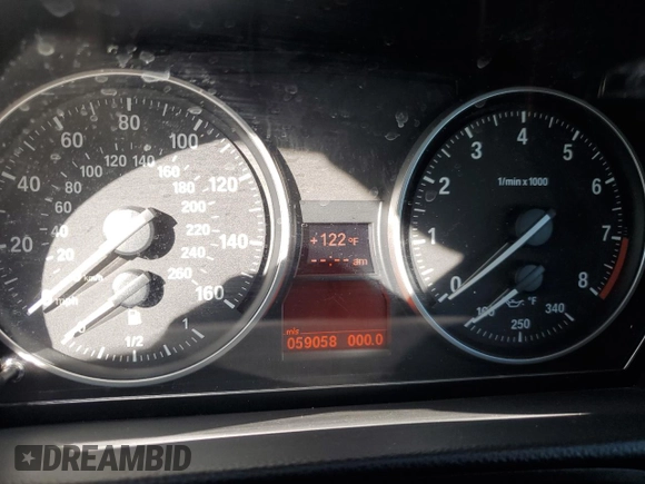 2010 BMW 3 Series 335i with VIN WBAWL7C54AP475030, listed as a Copart auction lot 86895564 with 59,058 mi miles and Salvage Title. Bid and sale history available at carsss.com. Image 9.