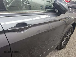 2024 Volkswagen Tiguan SE с VIN 3VV3B7AXXRM083203, выставлен на аукционе IAAI как лот 42813448 с пробегом 30 988 миль миль и . История ставок и продаж доступна на DreamBid. Изображение 12.