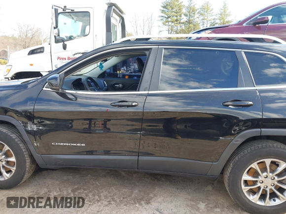 2020 Jeep Cherokee Latitude Plus with VIN 1C4PJMLB0LD591217, listed as a IAAI auction lot 41857544 with 102,704 mi miles and . Bid and sale history available at DreamBid. Image 14.