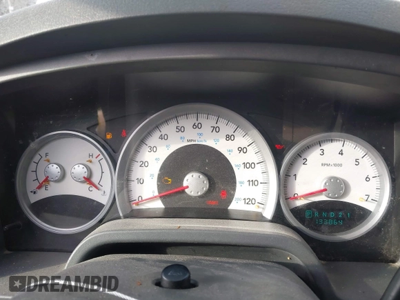 2006 Dodge Dakota SLT with VIN 1D7HW48K16S682999, listed as a IAAI auction lot 41303631 with 133,864 mi miles. Bid and sale history available at carsss.com. Image 7.
