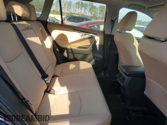 2019 Toyota RAV4 XLE with VIN 2T3W1RFV3KW014147, listed as a Copart auction lot 46943675 with 70,850 mi miles and Salvage Title. Bid and sale history available at DreamBid. Image 11.