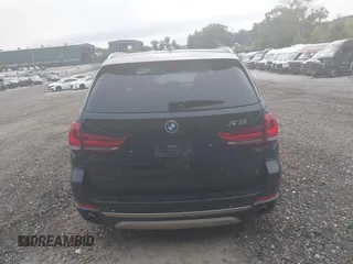 2017 BMW X5 xDrive35i z VIN 5UXKR0C58H0U55596, wystawiony jako IAAI lot #40291461 z przebiegiem 97 720 mil mil oraz . Historia ofert i sprzedaży dostępna na DreamBid. Obrazek 16.