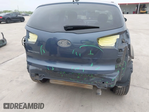 2015 Kia Sportage LX with VIN KNDPB3AC9F7754016, listed as a IAAI auction lot 41938311 with 71,737 mi miles and . Bid and sale history available at DreamBid. Image 6.