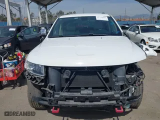 2015 Jeep Grand Cherokee Limited with VIN 1C4RJFBM6FC117970, listed as a IAAI auction lot 41744862 with 137,983 mi miles. Bid and sale history available at carsss.com. Image 13.