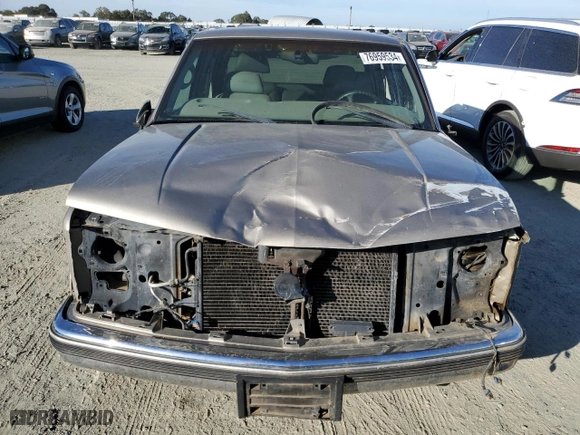 2000 GMC Sierra 2500 Crew Cab with VIN 1GTGK23J2YF511601, listed as a Copart auction lot 76959534 with NaN miles and Salvage Title. Bid and sale history available at carsss.com. Image 5.