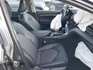 2021 Toyota Camry SE z VIN 4T1G11BK8MU030308, wystawiony jako IAAI lot #41419236 z przebiegiem 32 624 mil mil oraz . Historia ofert i sprzedaży dostępna na DreamBid. Obrazek 5.