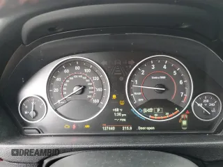2013 BMW 3 Series 335i xDrive z VIN WBA3B9G59DNR90259, wystawiony jako Copart lot #61618495 z przebiegiem 127 440 mil mil oraz Szkoda całkowita • Salvage title. Historia ofert i sprzedaży dostępna na DreamBid. Obrazek 9.