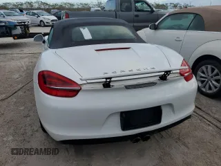 2013 Porsche Boxster S with VIN WP0CB2A8XDS132300, listed as a Copart auction lot 68223864 with 33,763 mi miles and Non Repairable. Bid and sale history available at carsss.com. Image 6.