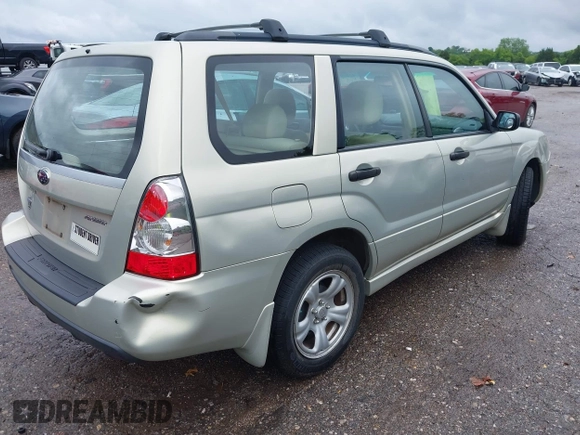 2007 Subaru Forester X with VIN JF1SG63627H711790, listed as a IAAI auction lot 42200768 with 118,059 mi miles and . Bid and sale history available at DreamBid. Image 4.