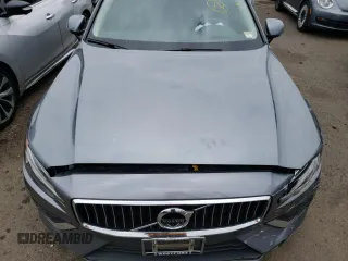 2019 Volvo S60 Inscription with VIN 7JRA22TLXKG005024, listed as a Copart auction lot 58015943 with 32,872 mi miles. Bid and sale history available at carsss.com. Image 11.