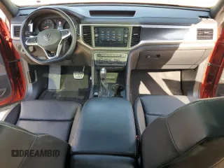 2021 Volkswagen Atlas SE with VIN 1V2PE2CA6MC229995, listed as a Copart auction lot 53197635 with 61,998 mi miles and Salvage title. Bid and sale history available at DreamBid. Image 8.
