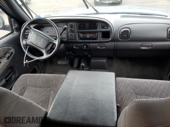 2001 Dodge 1500 with VIN 3B7HF13Y31G731107, listed as a Copart auction lot 43617755 with 143,333 mi miles and Salvage title. Bid and sale history available at DreamBid. Image 8.
