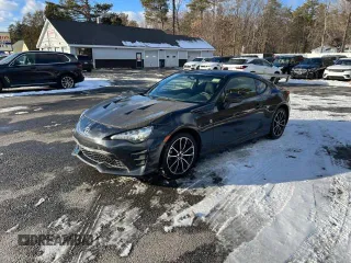 2017 Toyota 86 with VIN JF1ZNAA15H9703385, listed as a Copart auction lot 45887325 with 60,334 mi miles and Clean Title. Bid and sale history available at carsss.com. Image 1.