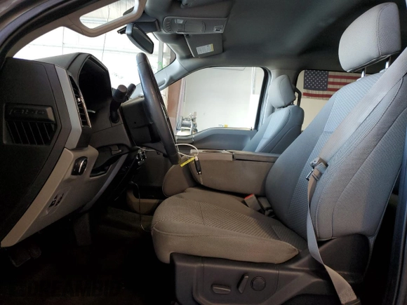 2020 Ford F-150 XL with VIN 1FTEW1EP6LFB15462, listed as a Copart auction lot 54035435 with 42,818 mi miles and Salvage title. Bid and sale history available at DreamBid. Image 7.