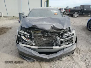 2018 Acura ILX Premium with VIN 19UDE2F80JA009631, listed as a Copart auction lot 83498184 with 95,258 mi miles and Salvage title. Bid and sale history available at DreamBid. Image 5.