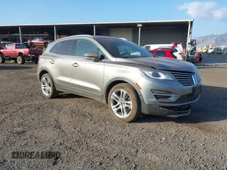 2016 Lincoln MKC Reserve with VIN 5LMTJ3DH0GUJ31789, listed as a IAAI auction lot 41190967 with 92,696 mi miles and . Bid and sale history available at DreamBid. Image 1.