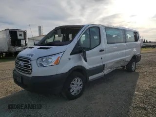 2019 Ford Transit Passenger XL with VIN 1FBZX2ZM1KKA31922, listed as a Copart auction lot 48793945 with 156,062 mi miles and Salvage Title. Bid and sale history available at carsss.com. Image 1.