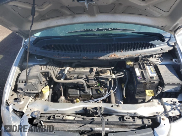 2007 Chrysler Town & Country SWB with VIN 1A4GJ45R17B157622, listed as a Copart auction lot 51040395 with 157,075 mi miles and Salvage Title. Bid and sale history available at carsss.com. Image 12.