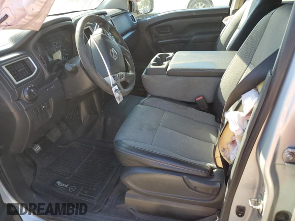 2017 Nissan Titan with VIN 1N6AA1F13HN552434, listed as a Copart auction lot 83294434 with 199,500 mi miles and Salvage title. Bid and sale history available at DreamBid. Image 7.