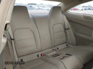 2015 Mercedes-Benz C 250 with VIN WDDGJ4HB9FG370183, listed as a IAAI auction lot 42670705 with 127,582 mi miles and . Bid and sale history available at DreamBid. Image 8.