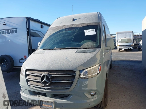 2021 Mercedes-Benz Sprinter Cargo with VIN W1W4ECHY5MT075011, listed as a IAAI auction lot 41364920 with 22,421 mi miles and . Bid and sale history available at carsss.com. Image 12.