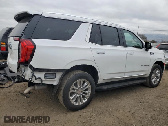2021 GMC Yukon SLT with VIN 1GKS2BKD5MR177616, listed as a Copart auction lot 42456665 with 25,784 mi miles and Salvage Title. Bid and sale history available at carsss.com. Image 3.
