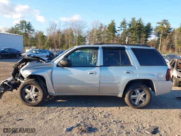 2007 Chevrolet TrailBlazer LT with VIN 1GNDT13S872112773, listed as a IAAI auction lot 40351903 with NaN miles. Bid and sale history available at carsss.com. Image 14.