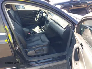 2007 Volkswagen Passat Wolfsburg Edition with VIN WVWAK73C57P156730, listed as a IAAI auction lot 42022370 with 129,504 mi miles and . Bid and sale history available at DreamBid. Image 5.
